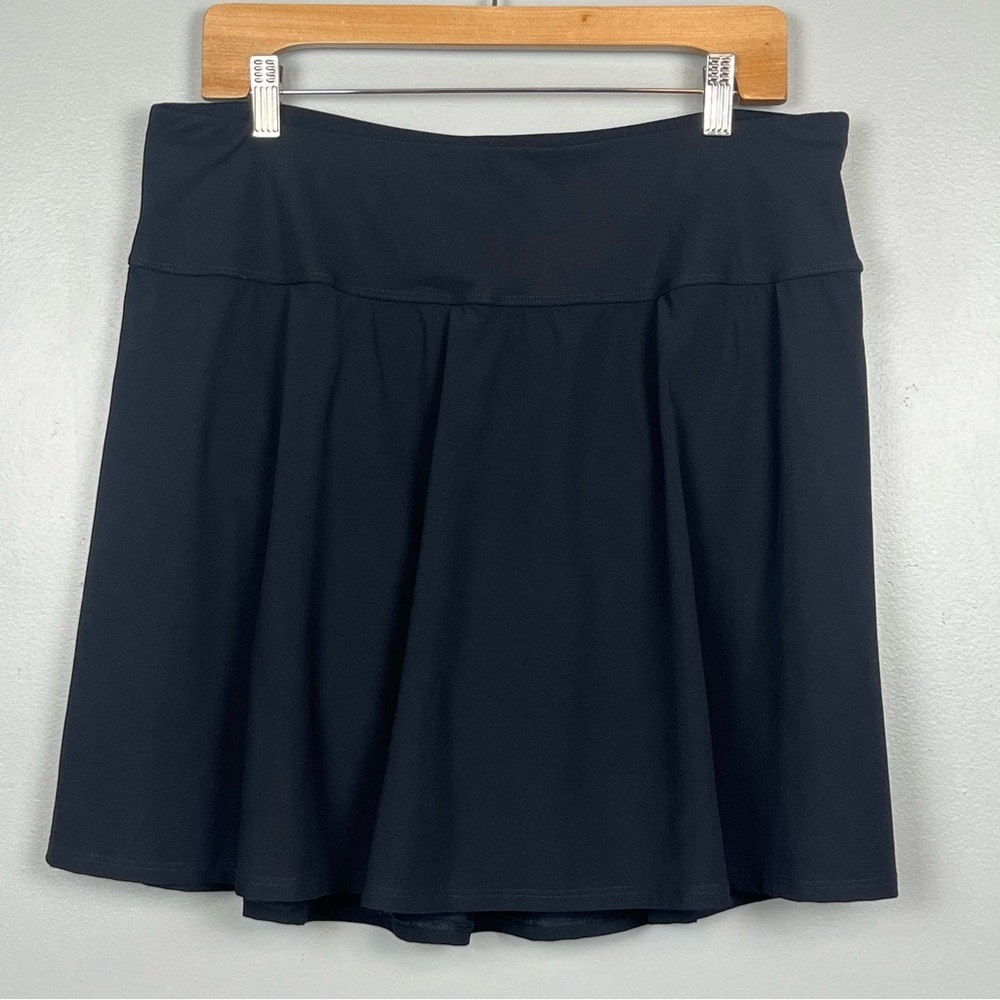 L.L.Bean black UPF 50+ lined swimsuit bottom skirt, size 18W.